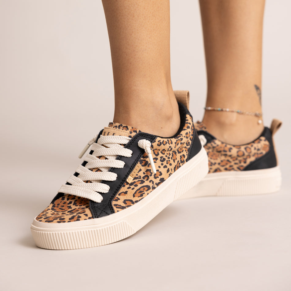 CJ7216_Lay_Day_Dawn_LEOPARD_SUEDE_4245-1000x1500-f088c9f_1-1.jpg