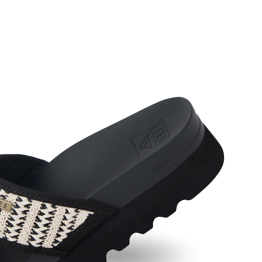 CJ7286_CUSHIONVISTAHI_BLACKTANWOVEN_DTL2-900x900-c4cc11b-1.png